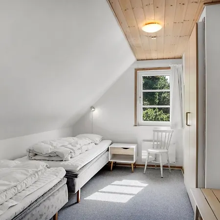 Laila - 1-2km From The Sea By Interhome