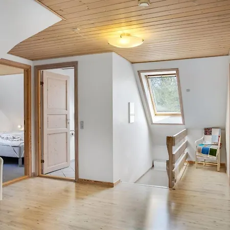 Laila - 1-2km From The Sea By Interhome *