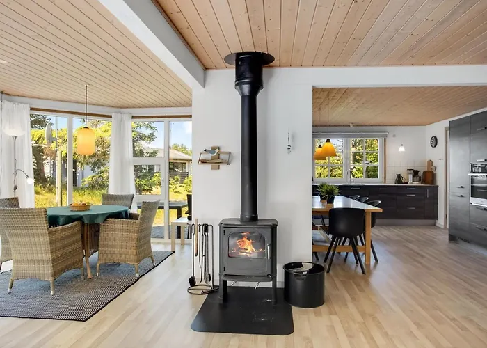 Feriehus Laila - 1-2km From The Sea By Interhome