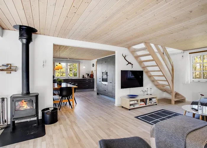 Laila - 1-2km From The Sea By Interhome Feriehus *